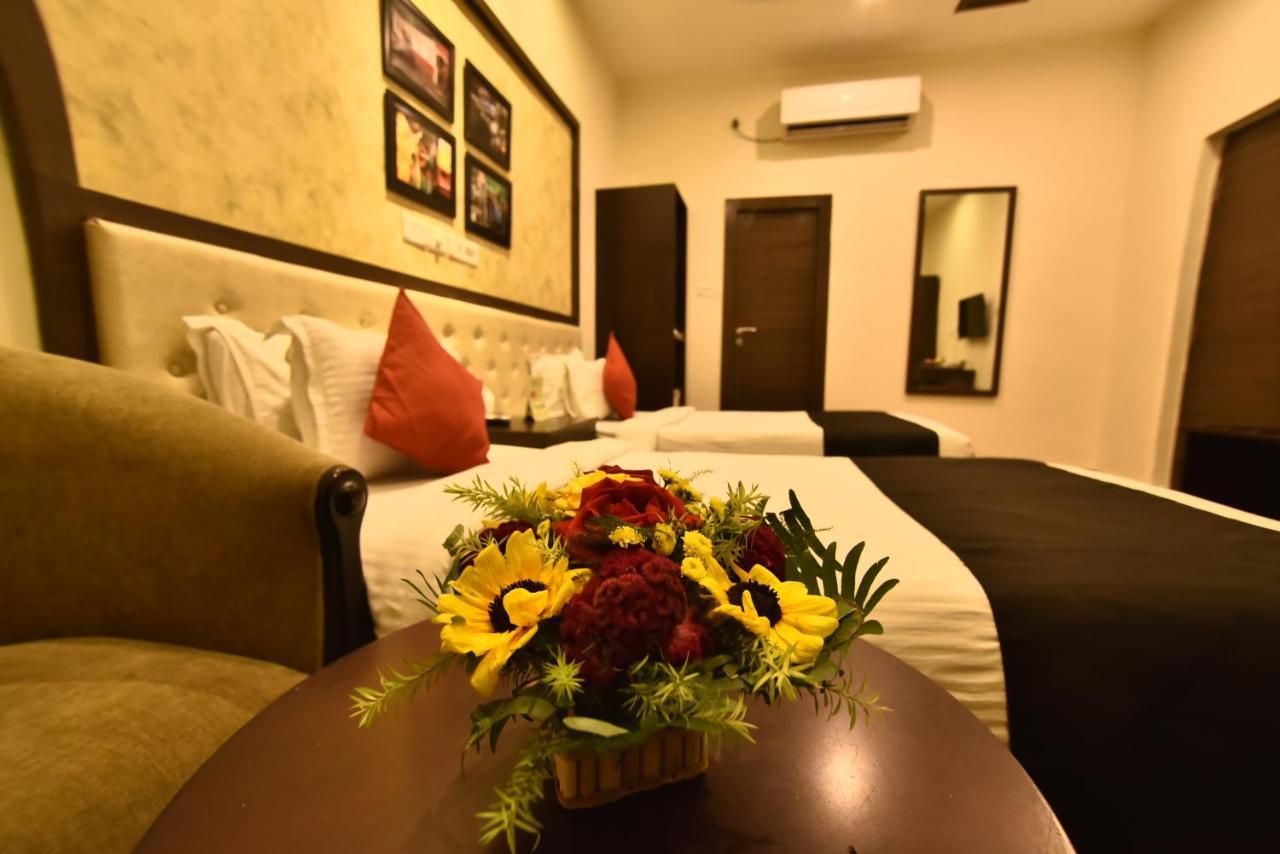 Casa Broadway-A Boutique Hotel Καλκούτα Εξωτερικό φωτογραφία