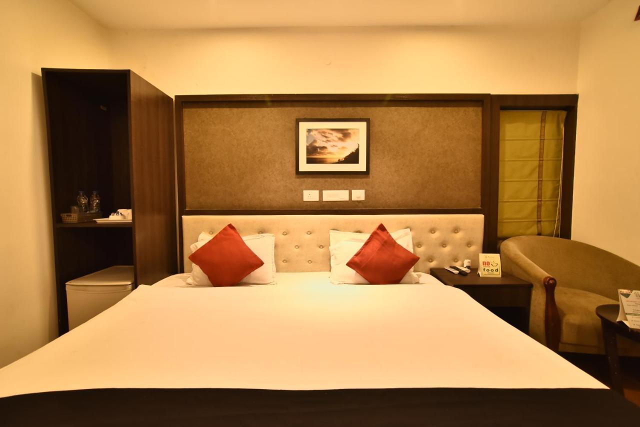 Casa Broadway-A Boutique Hotel Καλκούτα Εξωτερικό φωτογραφία